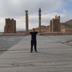ازاد
